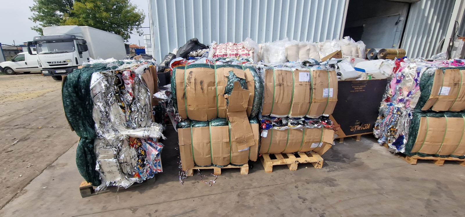 Different types of waste from printing industry