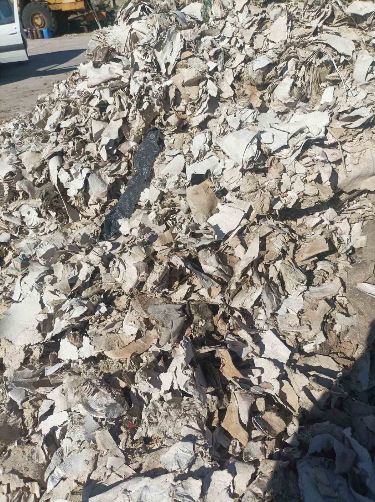 Paper shredded fraction 400 mm